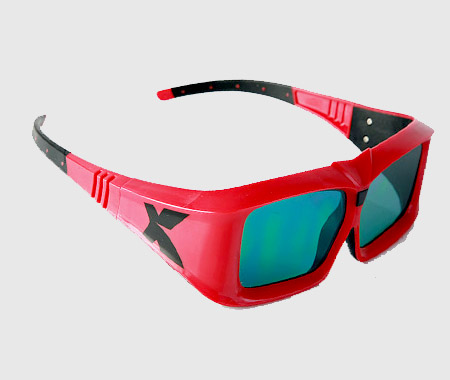 Kids in a 3D cinema